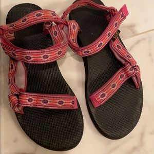Tevas